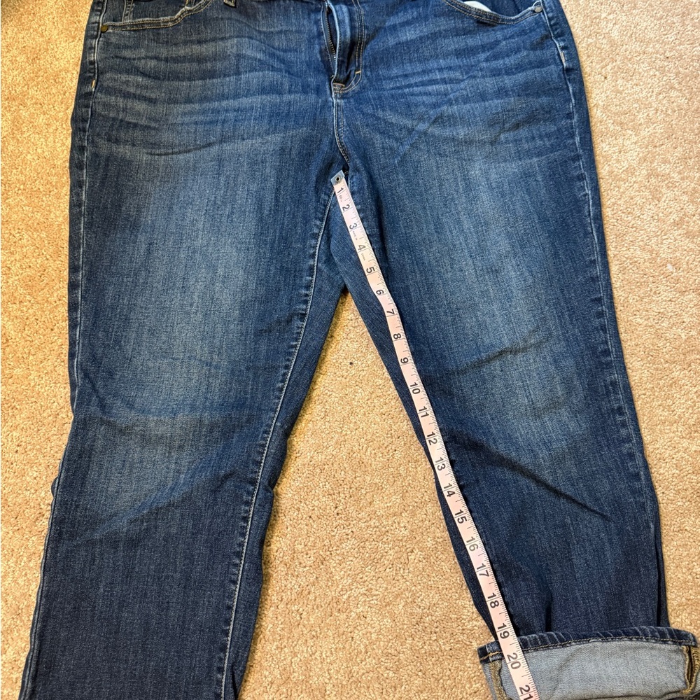 EVRI capri denim women plus 18W mid-rise